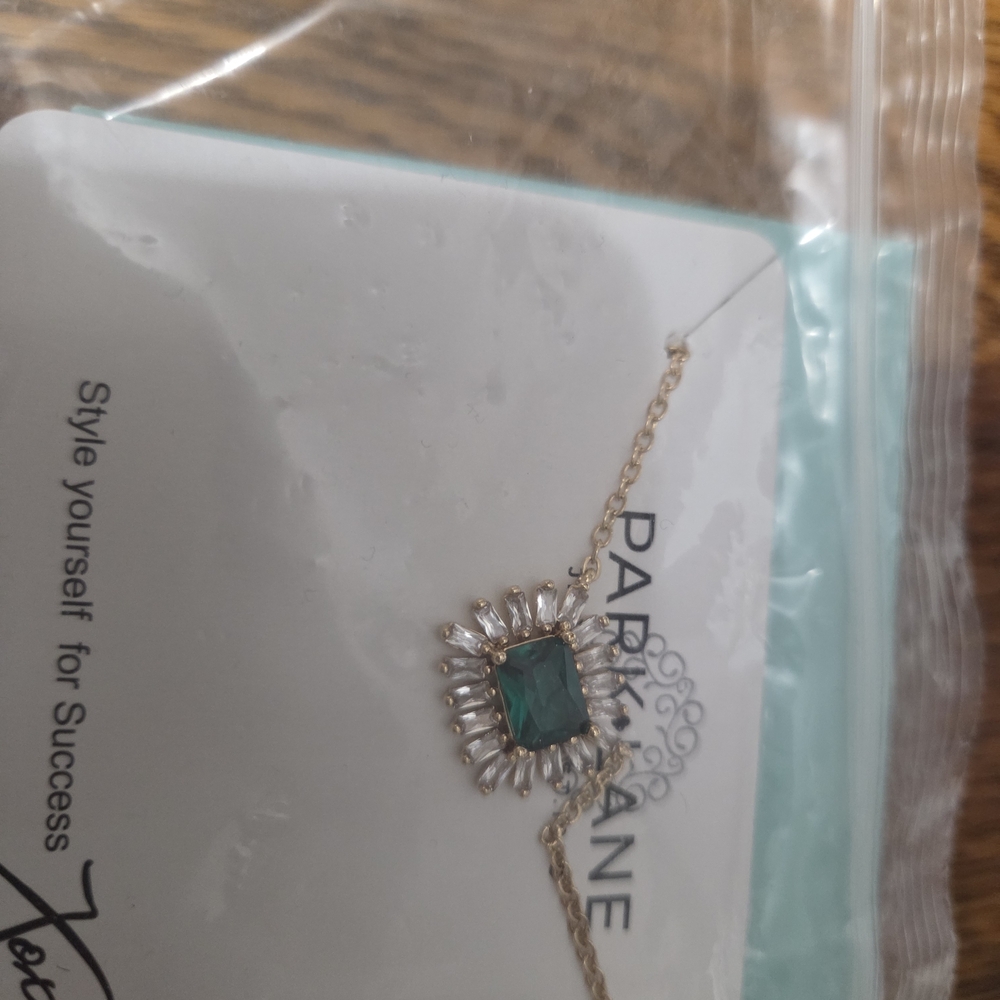 Park Lane Emerald Green and Goldtone Necklace - Picture 3 of 3